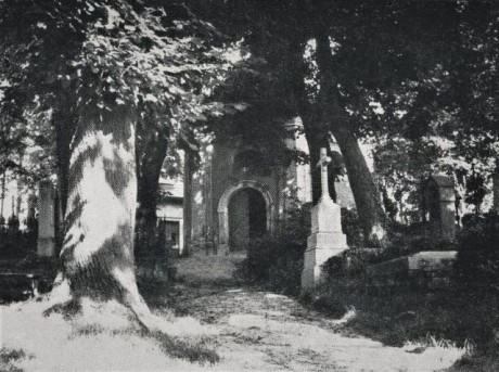 Hřbitov s kaplí sv. Jana Nepomuckého