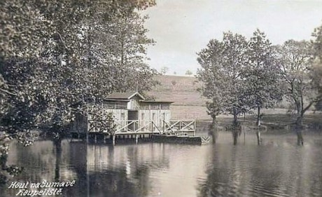 Koupaliště - bývalý rybník Hraběnka 