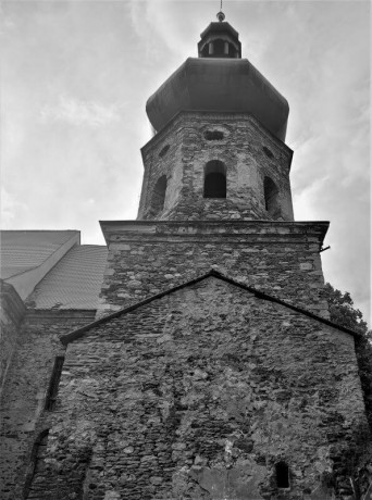 Věž klášterního kostela