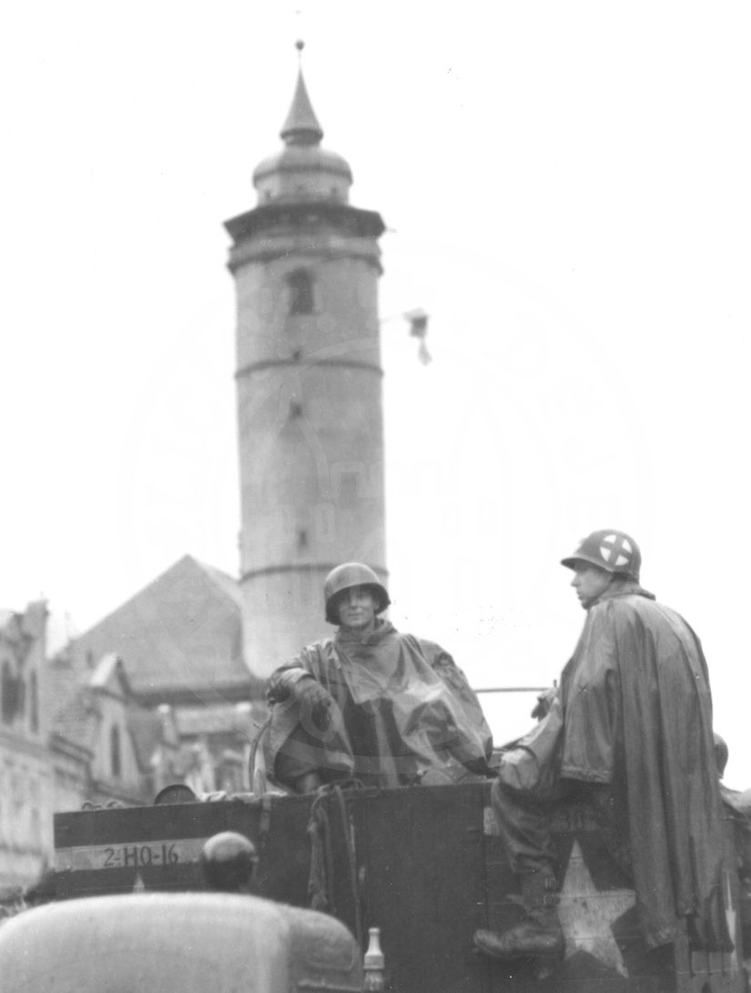 190217-87. Domažlice. Náměstí Míru. U.S. Army. 5. květen 1945. (10)