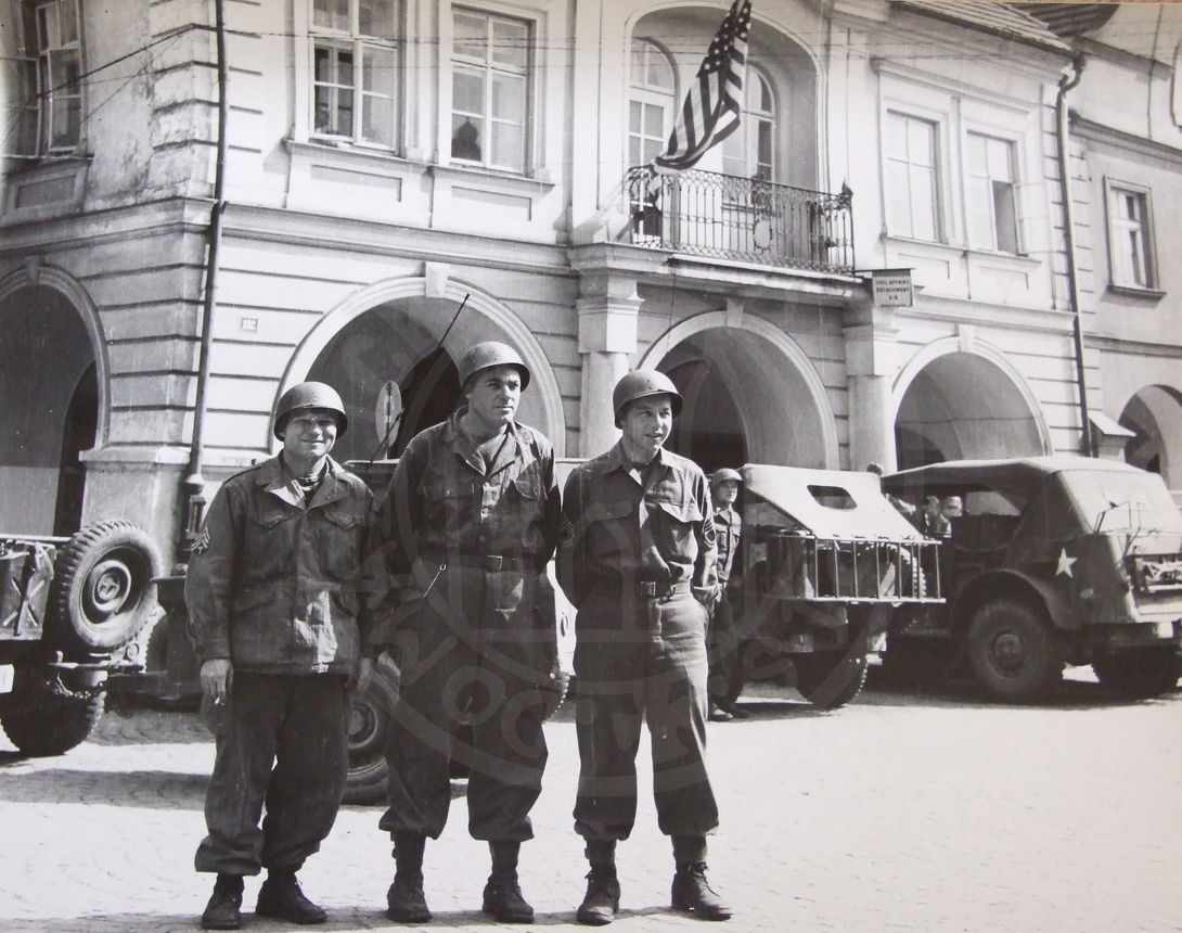 190218-5. Domažlice. Náměstí Míru. U.S. Army 1945 (3)