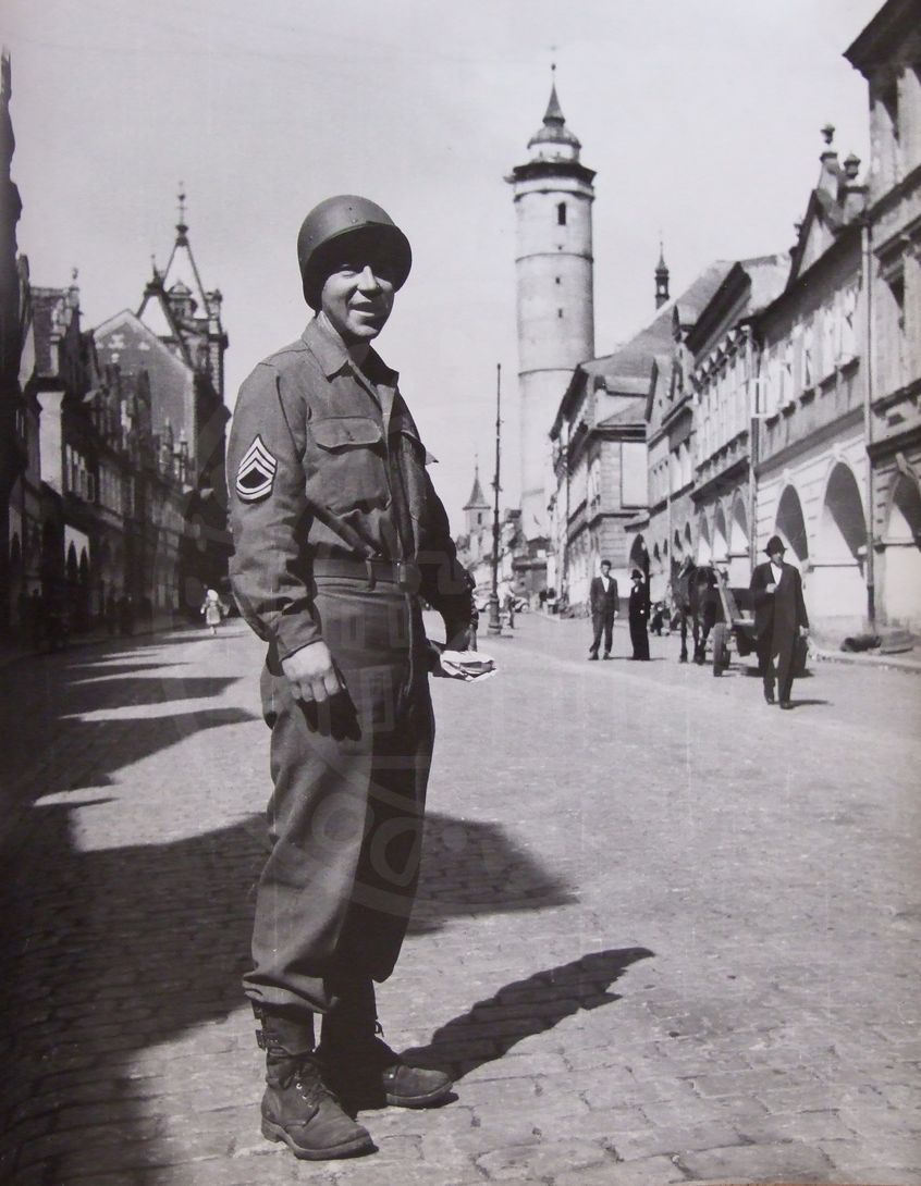 190218-6. Domažlice. Náměstí Míru. U.S. Army 1945