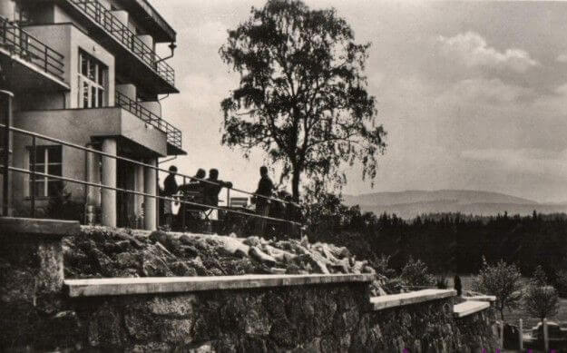 Hotel Šumavanka, dříve Belveder  