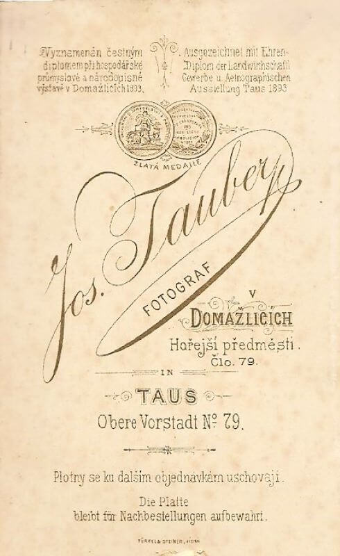 Zadní strana kabinetky (2)