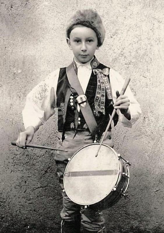 Domažlický dudák a zpěvák Antonín Konrády v době svého dětství