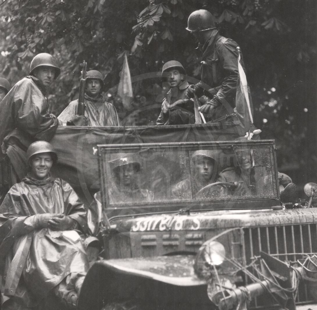 190217-20. Domažlice. Náměstí Míru. U.S. Army. 5. květen 1945. (15)
