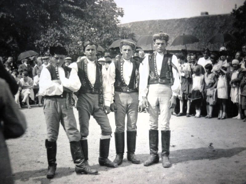 Postřekovské mužské kroje