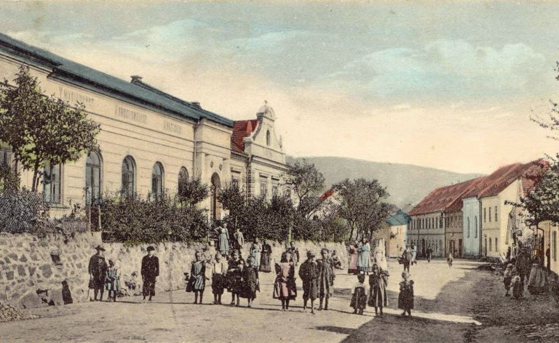 Zabranská ulice se synagogou