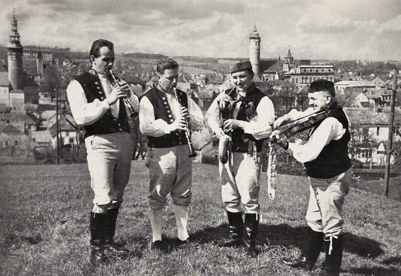 Konrádyho dudácká muzika nad Domažlicemi