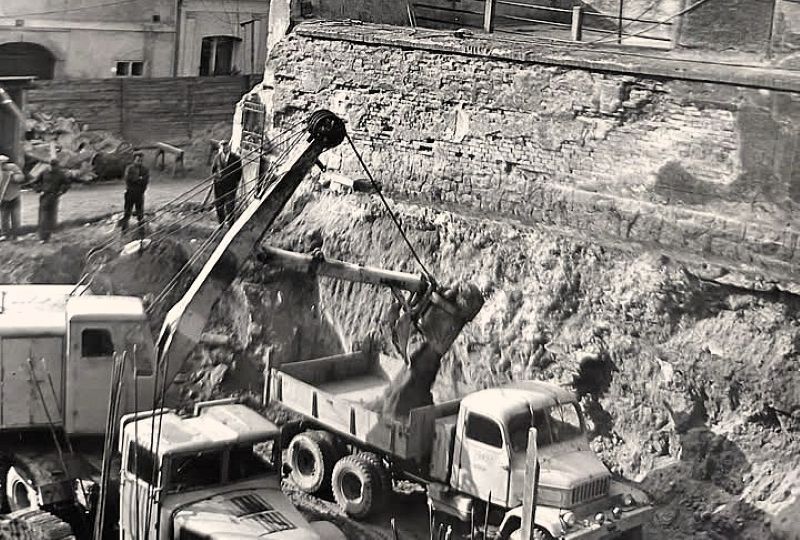 Výstavba kina Čakan ve Vodní ulici (11)