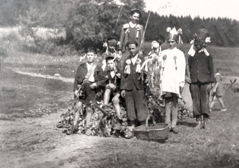 Letnice - vožení Janka - Nová Ves