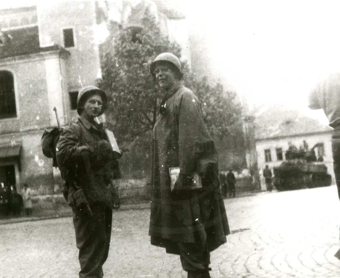 190217-66. Domažlice. Náměstí Míru. U.S. Army. 5. května 1945. (46)